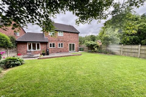 4 bedroom detached house to rent, Hertford Close, Lower Heath, Congleton