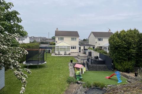 4 bedroom semi-detached house for sale, Amlwch Port, Isle of Anglesey