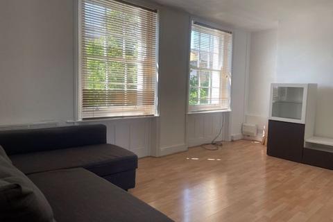 Studio to rent, Cannon Street Road, E1