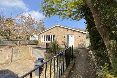 6 bedroom bungalow to rent, St. Stephens Hill, Canterbury
