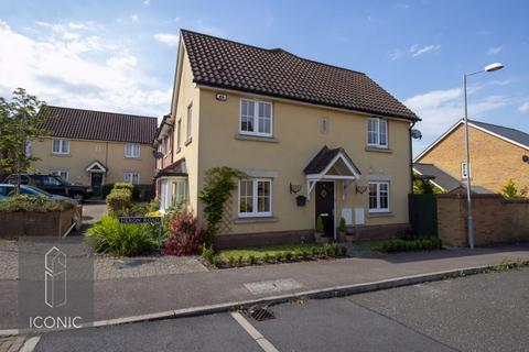 3 bedroom semi-detached house for sale, Heron Road, Norwich