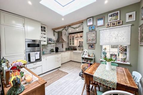 39 Blaengarw Road, Blaengarw, Bridgend, CF32 8AW