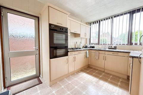 25 Maxholm Road, Sutton Coldfield, B74 3SU