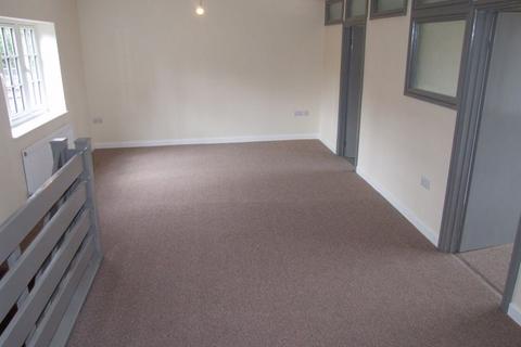 3 bedroom apartment to rent, High Street, Horncastle