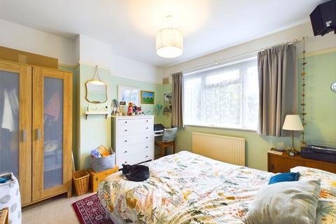 117 Banstead Road, Caterham, CR3 5QL