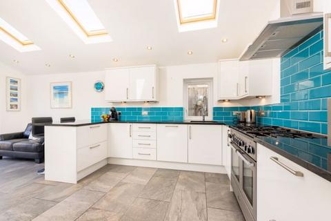5 bedroom semi-detached house for sale, Parrys Lane|Stoke Bishop