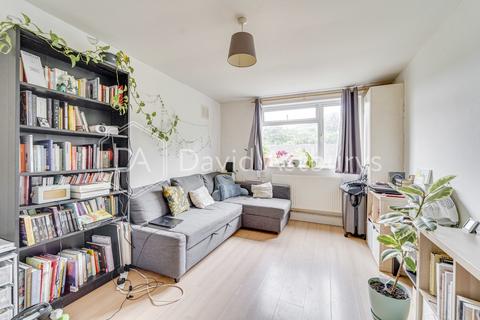2 bedroom flat to rent, Gillespie Road, Highbury, London