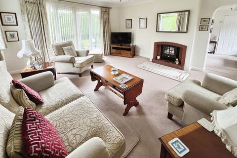 4 bedroom detached house for sale, Lower Meadow, Bolton
