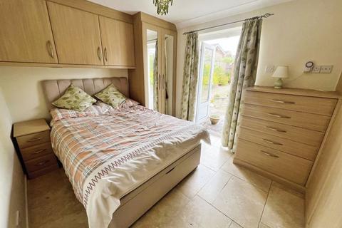 89 Ashdene Crescent, Bolton, BL2 3LE