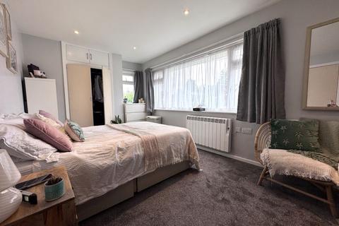26 Drax Avenue, Wareham, BH20 4DJ
