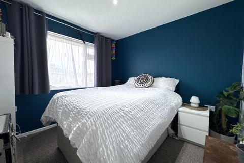 26 Drax Avenue, Wareham, BH20 4DJ