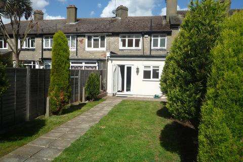 3 bedroom terraced house to rent, Alpine Avenue, Surbiton, KT5