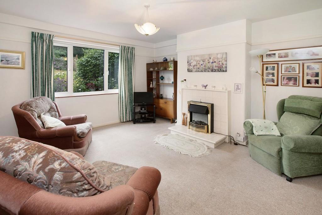 Fourth Avenue, Teignmouth 3 bed terraced house for sale £230,000