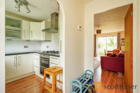 2 bedroom terraced house to rent, Janaway, Littlemore, OX4