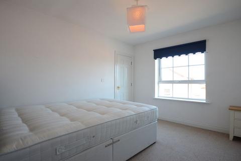 2 bedroom apartment to rent, Hunters Wharf