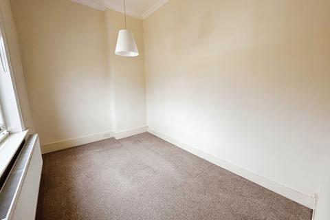 1 bedroom flat to rent, The Green, West Drayton