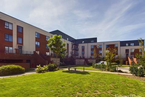 undefined, Suffield Lodge - Internal Lift and Gated Parking