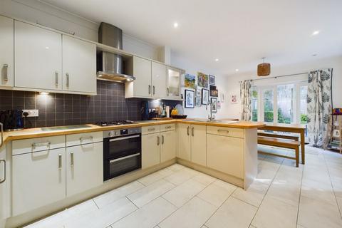 3 bedroom terraced house for sale, Station Hill, Wadhurst