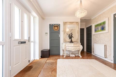 85 Coulsdon Road, Coulsdon, CR5 2LD