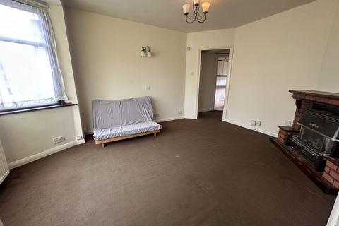 2 bedroom apartment to rent, Barnard Gardens, Hayes, UB4