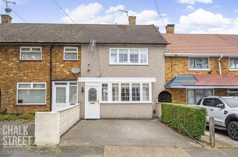 Hailsham Road, Harold Hill, RM3 2 bed terraced house for sale £375,000