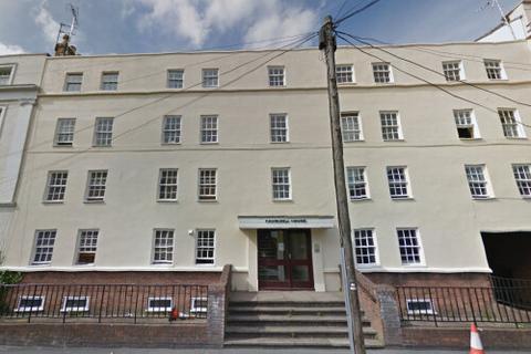 2 bedroom apartment to rent, Regent Street, Leamington Spa