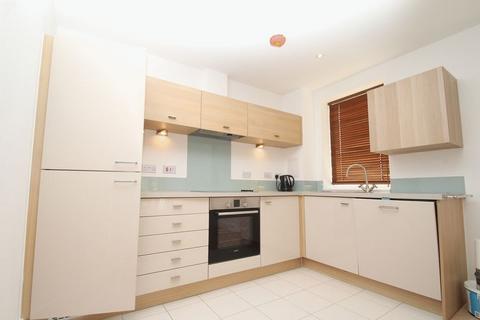 2 bedroom flat to rent, Ryemead Way, High Wycombe HP11