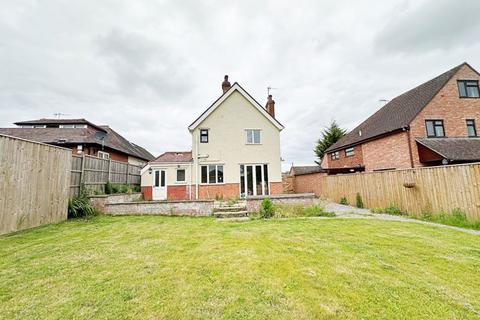 4 bedroom detached house for sale, Holloway, Pershore