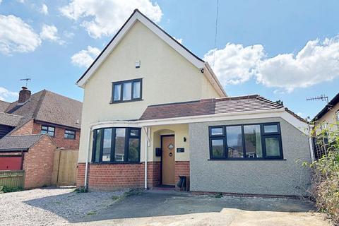 4 bedroom detached house for sale, Holloway, Pershore