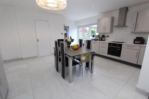 3 bedroom end of terrace house for sale, Blowers Green Crescent, Dudley DY2