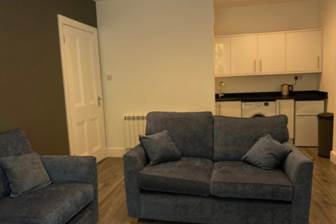 1 bedroom flat to rent, Newton Street, Edinburgh, EH11 1TG