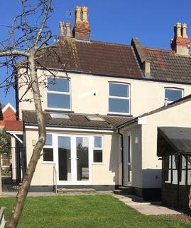 5 bedroom semi-detached house to rent, Knowle, Bristol