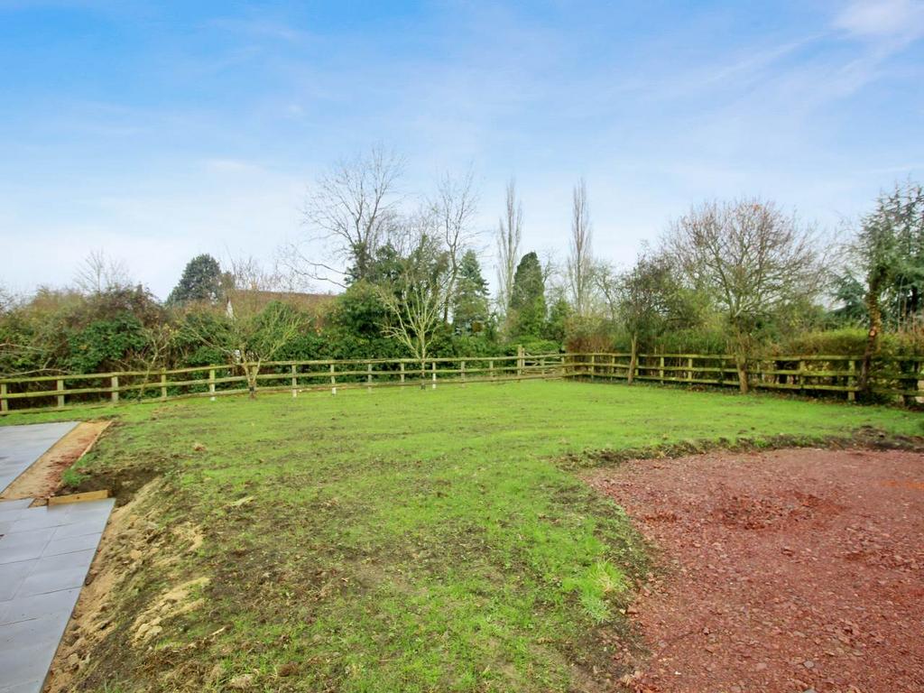 Hilltop Farm, Flyfor