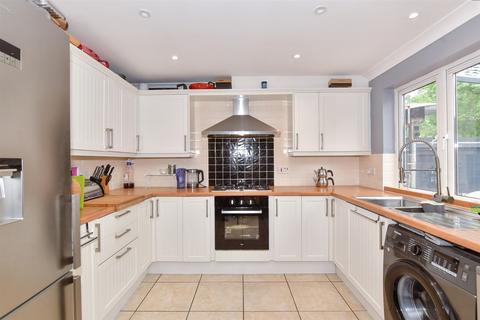 3 bedroom townhouse for sale, Sutton Heights, Maidstone, Kent