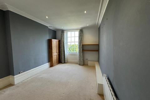 1 bedroom flat for sale, Tayles Hill Drive, Epsom, Surrey