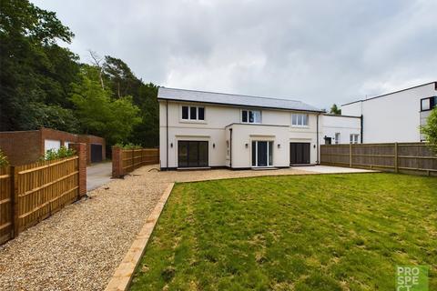 4 bedroom house for sale, Maywood Drive, Camberley, Surrey, GU15