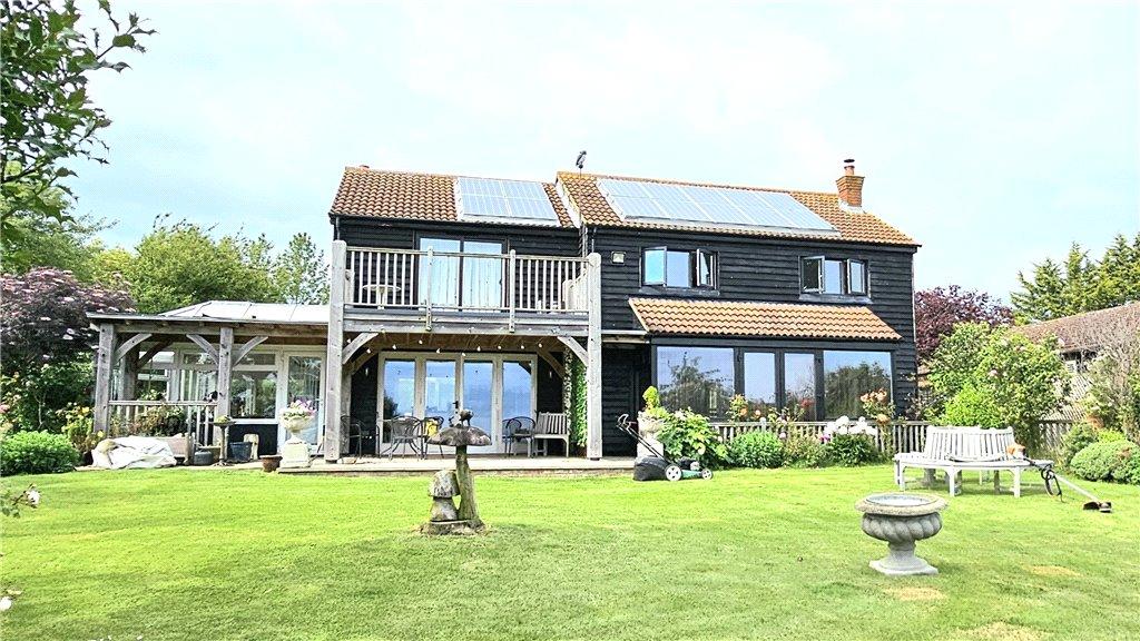 Clapham, Bedford MK41 4 bed detached house to rent £2,250 pcm (£519 pw)