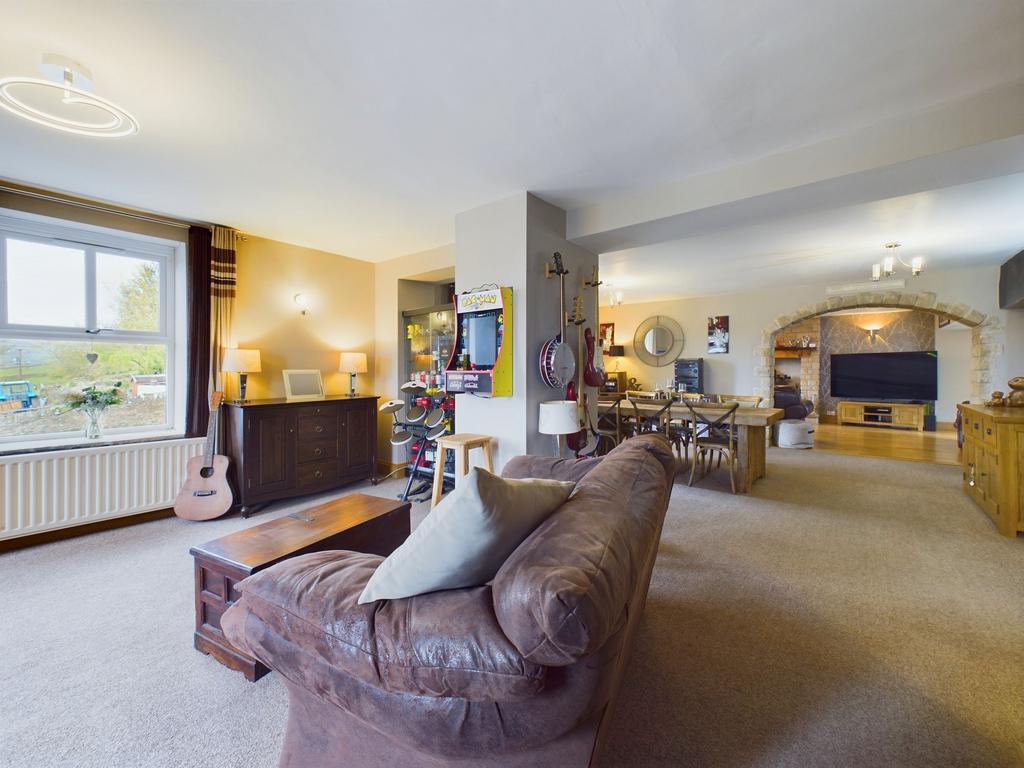 Living/ dining room