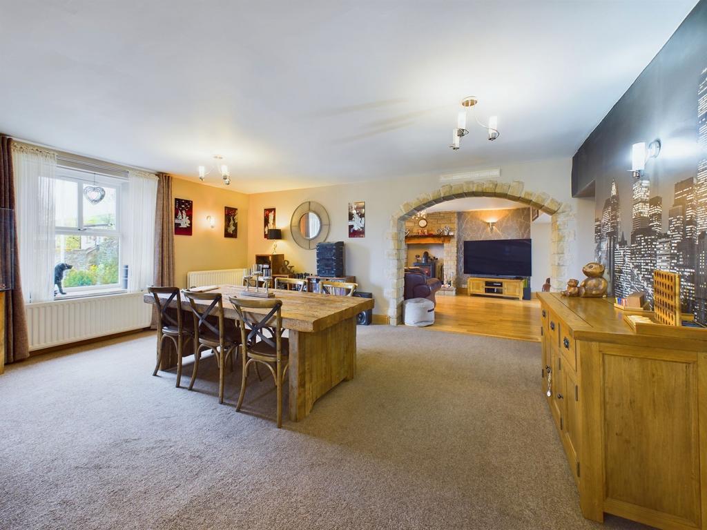 Living/ dining room
