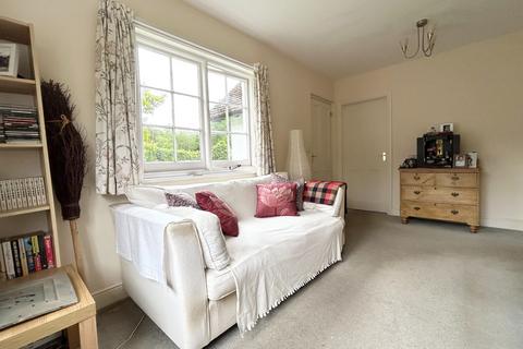 3 bedroom detached house to rent, Red Cottage, Blackmoor, Liss