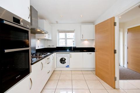 5 bedroom semi-detached house for sale, Kenmare Close, Ickenham, Uxbridge, Middlesex, UB10 8FP