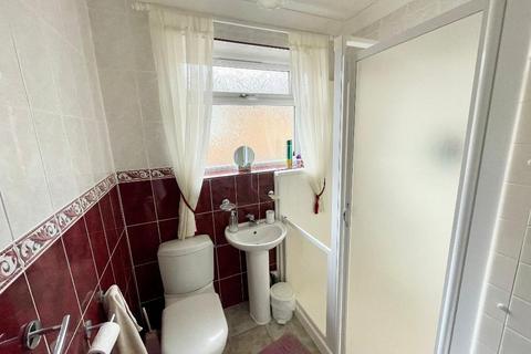 4 Clough Fields Road, Hoyland, Barnsley, S74 0BJ
