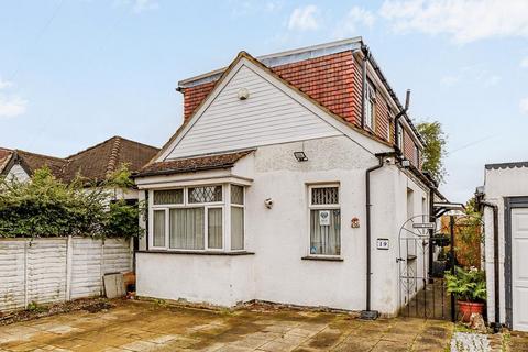 4 bedroom bungalow for sale, Millet Road, Greenford, Middlesex, UB6 9SG