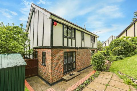 4 bedroom detached house for sale, Lytchgate Close, South Croydon, CR2 0DX