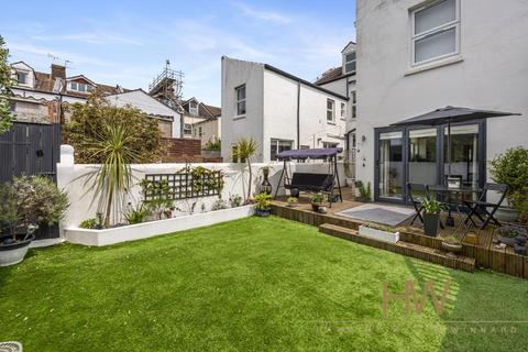 2 bedroom apartment for sale, Westbourne Gardens, Hove, East Sussex, BN3 5PQ