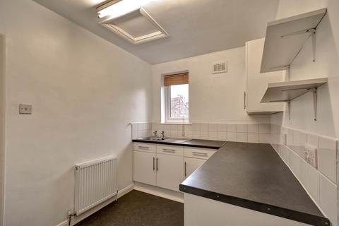 1 bedroom flat to rent, Holderness Road, Hull, East Yorkshire, HU8