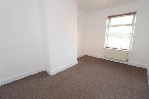 2 bedroom house to rent, Priesthorpe Lane, Farsley, Pudsey, West Yorkshire, LS28