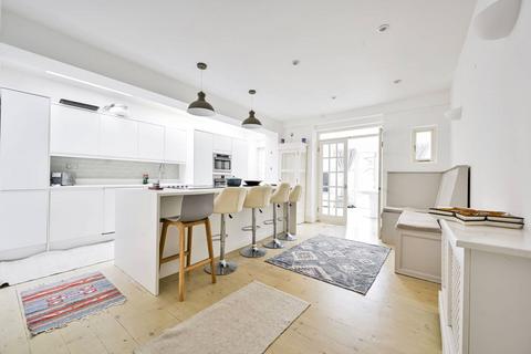 2 bedroom flat to rent, Greswell Street, Fulham, London, SW6