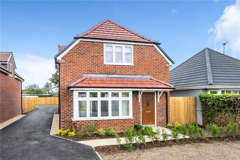 3 bedroom semi-detached house to rent, Northlands Road, Totton, Southampton, Hampshire, SO40