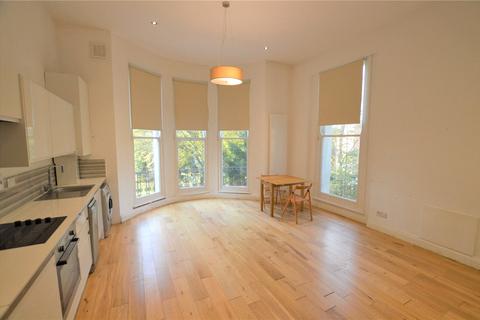 2 bedroom apartment to rent, Beulah Hill, London, SE19